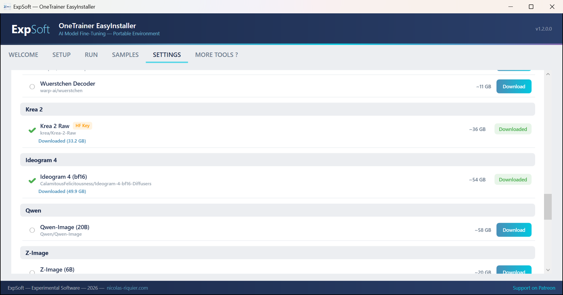 ExpSoft OneTrainer — Settings tab with model downloads